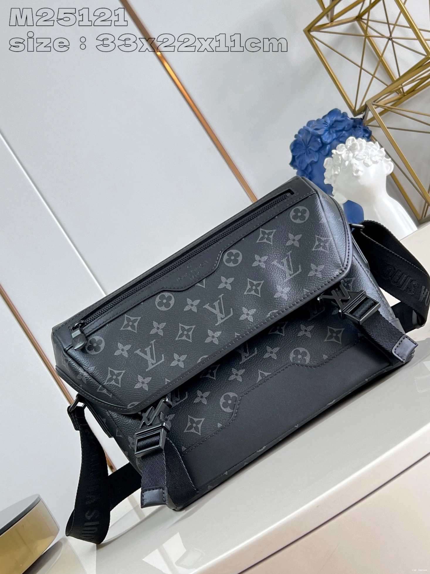 Cheap Voyager VUITTON LOUIS Messenger PM-33*22.5*11CM 0717